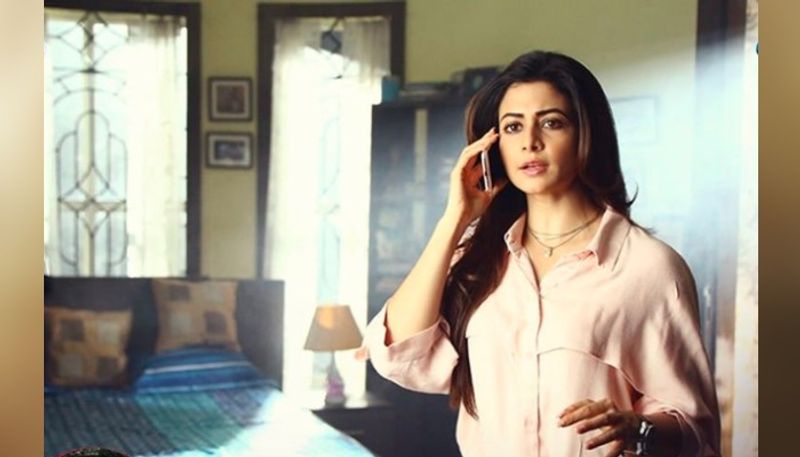 হাতে এখনই রয়েছে দুই ছবির কাজ। তবে এরই মাঝে সুখবর দিয়েছিলেন অভিনেত্রী। পরিবারে আসতে চলেছে নতুন সদস্য।