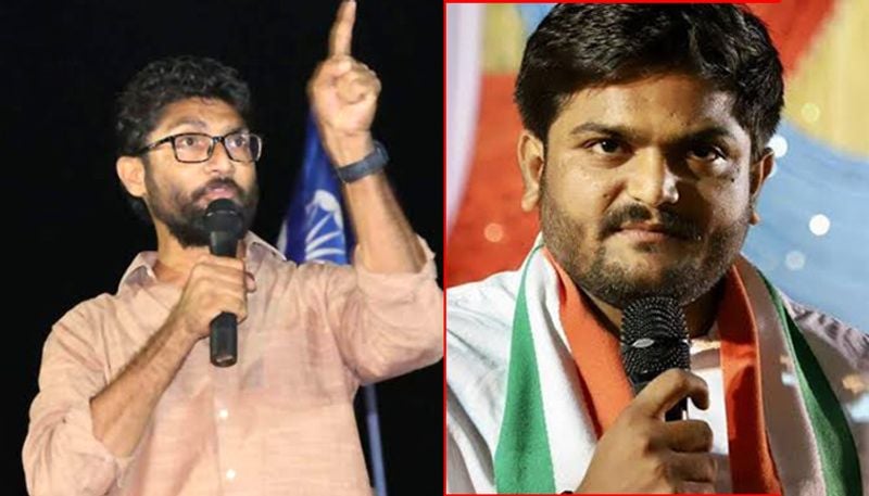 Gujarat: Hardik Jignesh try to steal credit in a student protest students chant Hardik Go Back