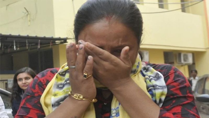 Mountaineer Arunima, crying after seeing the brutality of Unnao rape victim, demanded this from the government
