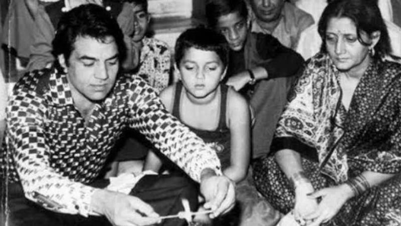 Dharmendra Deol Birthday Know his Relation With First wife prakashi kaur after marriage to hema malini KPY