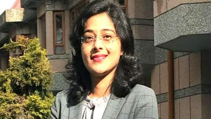 Friends used to joke on not being able to speak English, but got success in UPSC exam in first attempt KPI Friends used to joke on not being able to speak English, but got success in UPSC exam in first attempt KPI