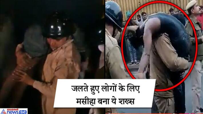 rajesh shukla a fire man who save life of many people in fire incident delhi rajesh shukla a fire man who save life of many people in fire incident delhi