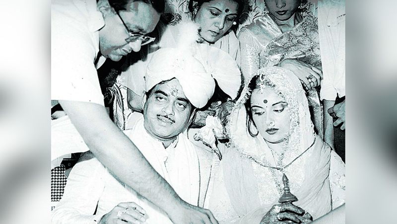Shatrughan Sinha Love Story on His Birthday KPG