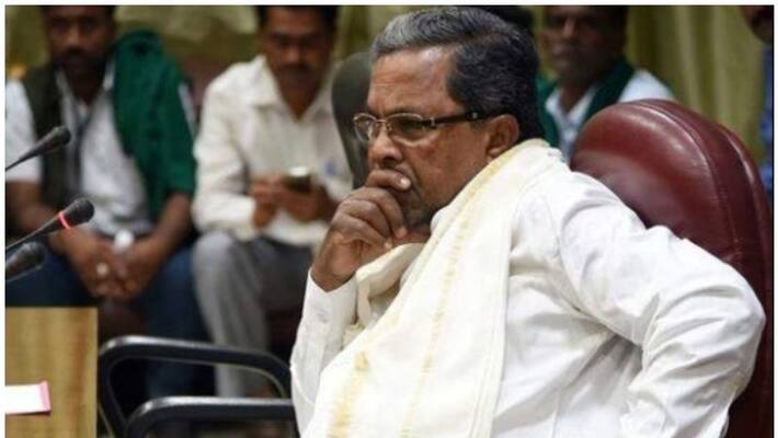 karnataka by poll lose sidharamaiah resigns congress legislature party leader position karnataka by poll lose sidharamaiah resigns congress legislature party leader position