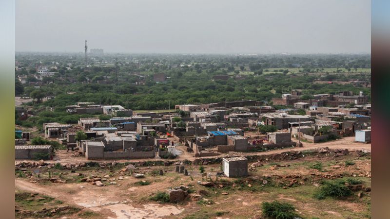 Difficult life of Pakistani hindus after returning india kph