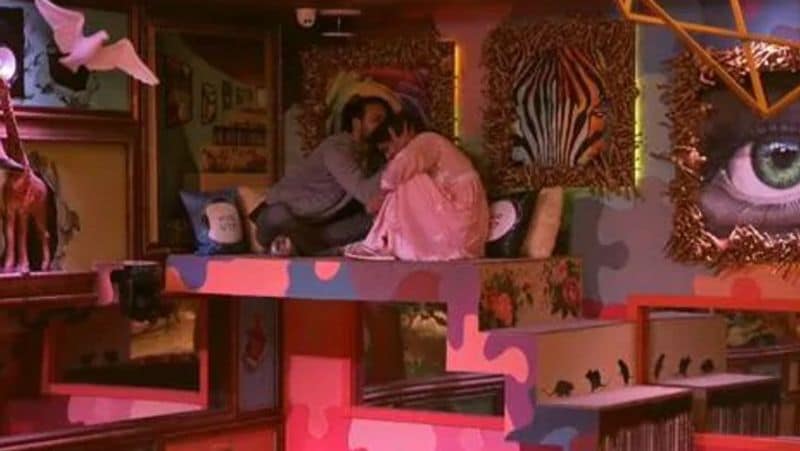 Bigg Boss 13 Vishal Aditya Singh And Madhurima Tuli Romantic Moments in Show After Breakup KPY