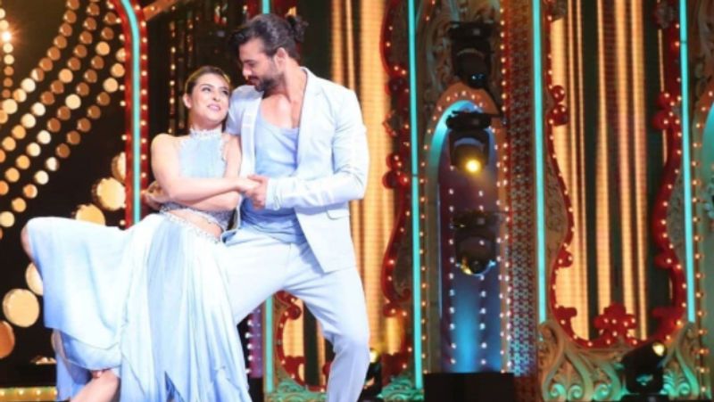 Bigg Boss 13 Vishal Aditya Singh And Madhurima Tuli Romantic Moments in Show After Breakup KPY