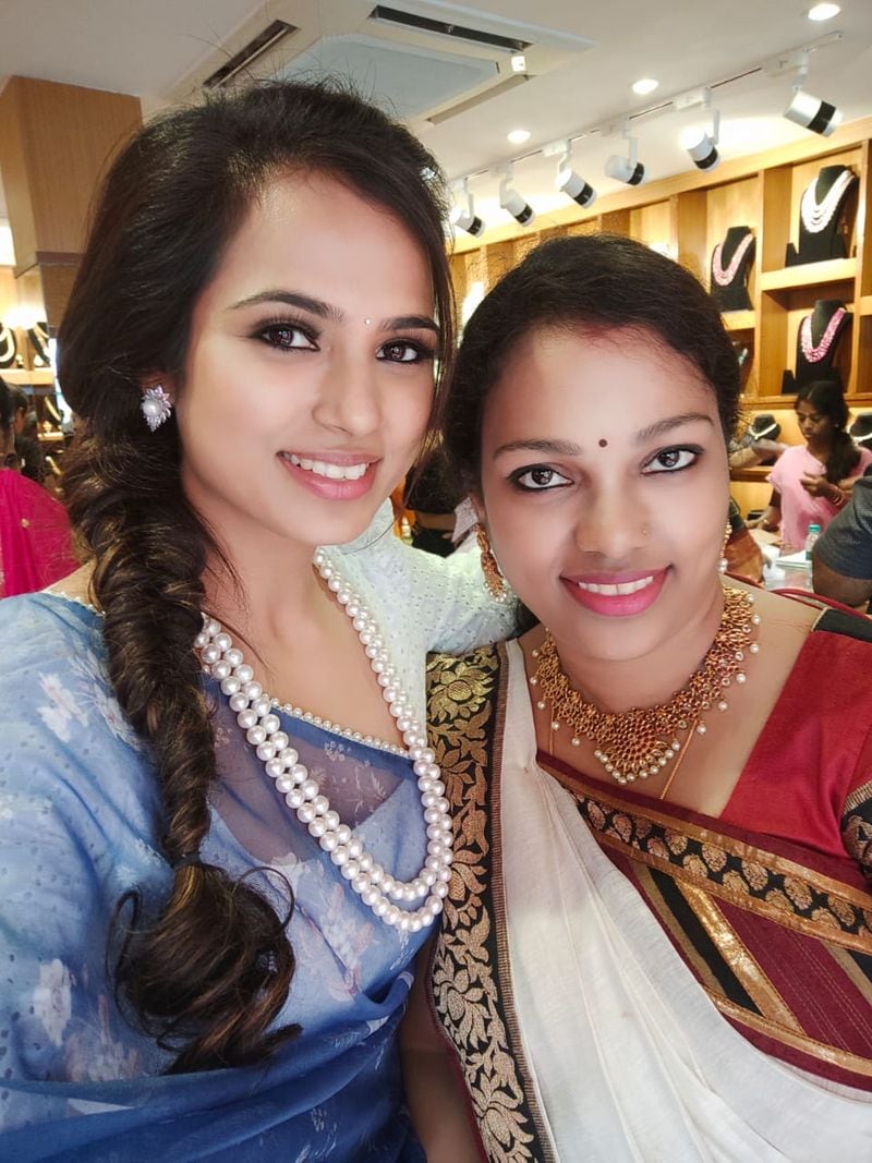ரசிகையுடன் கியூட் செல்பி
