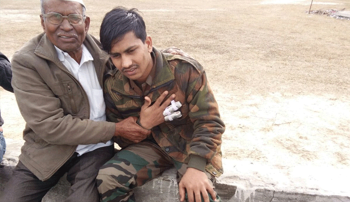 story of army jawan chandu chavan seeks willful death from president story of army jawan chandu chavan seeks willful death from president