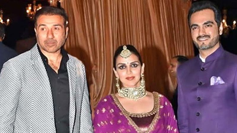 when esha deol call brother sunny deol for this reason KPJ