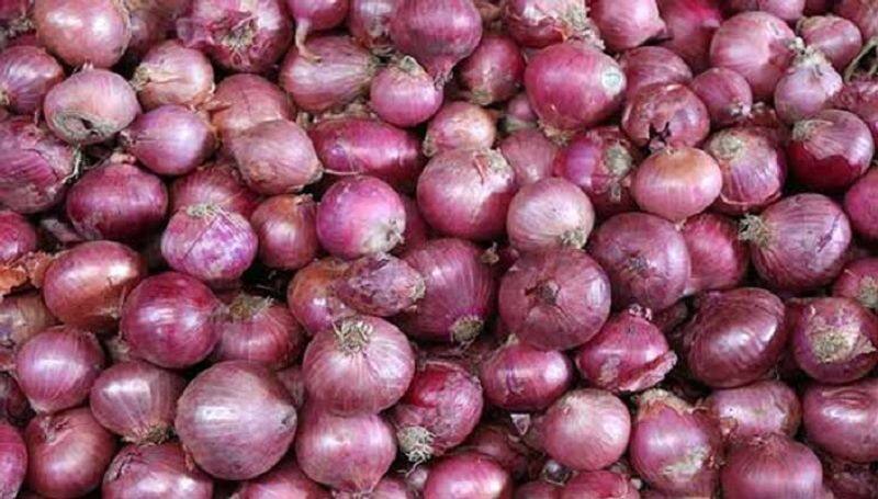 Egypt onion heavy spicy and also good thing's for hart - cooperative minister selur raju