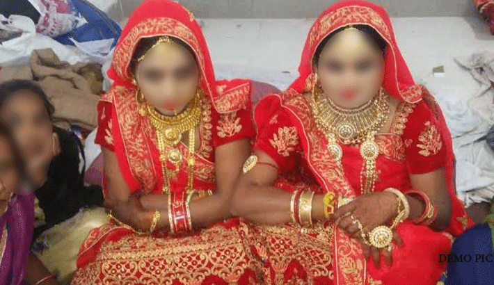 Two real sisters bride kept waiting but groom did not come for marriage in ambala haryana KPR Two real sisters bride kept waiting but groom did not come for marriage in ambala haryana KPR