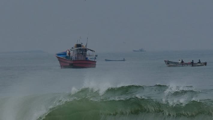 nam tamilar party seeman demand to rescue tamil fisherman rescue from iron nam tamilar party seeman demand to rescue tamil fisherman rescue from iron