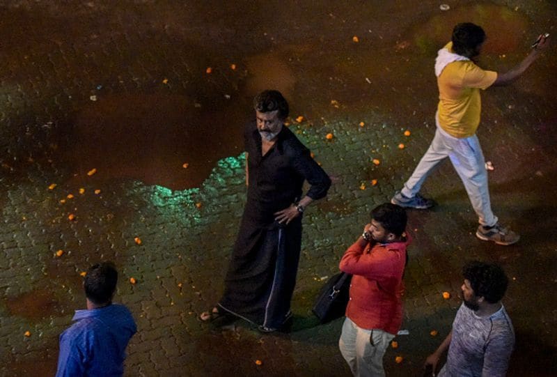 Rajinikanth has starred in eleven Tamil remakes of Amitabh Bachchan films like Deewar, Amar Akbar Anthony, Laawaris and Don among others.