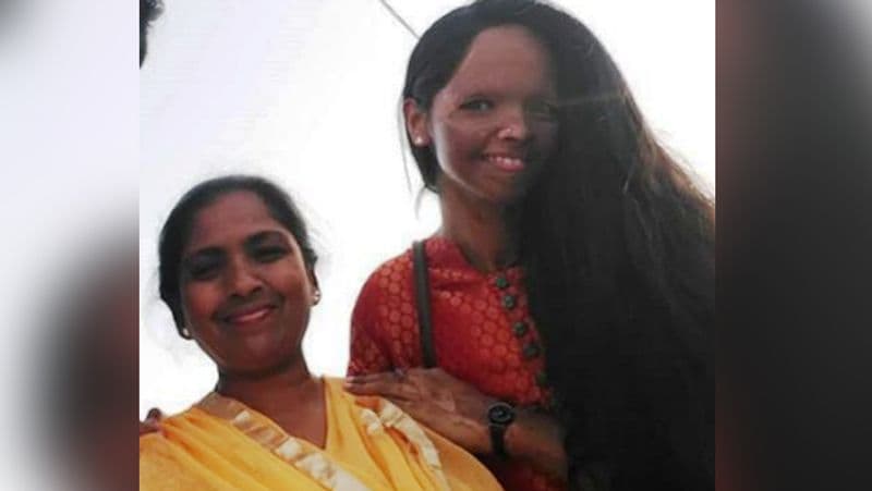 Rarely seen photos of chhapaak lead acid attack survivor laxmi Agarwal kph