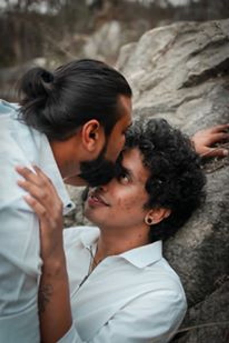 ಇವರಿಬ್ಬರೂ ಅತಿ ಶೀಘ್ರದಲ್ಲೇ ವಿವಾಹವಾಗಲಿದ್ದಾರೆ.
