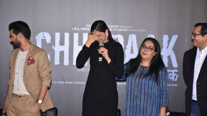 Bollywood Actress Deepika Padukone Cry in Chhapaak Trailer Release
