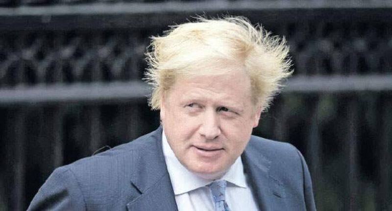 Coronavirus: Boris Johnson moved to intensive care as symptoms worsen
