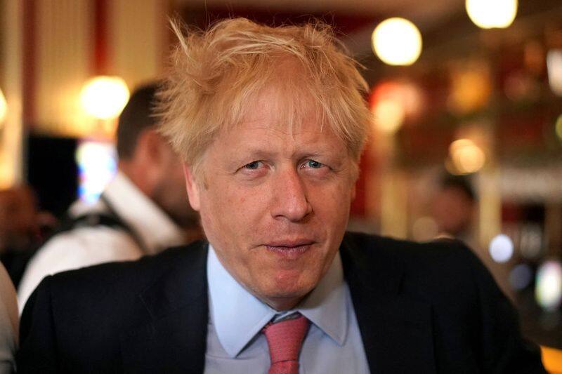 corona affected british prime minister boris johnson discharged from hospital