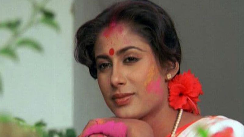 why Smita Patil called Amitabh Bachchan in the middle of the night BJC