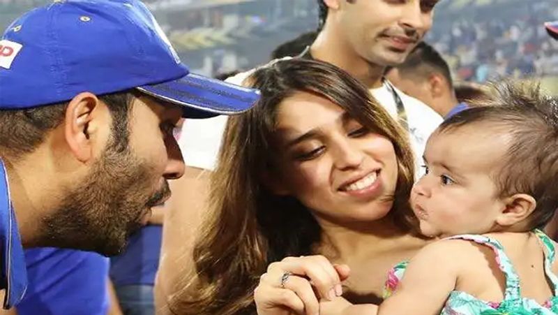 Rohit and Ritika complete 4 years of marriage, hitman wishes wife in special style