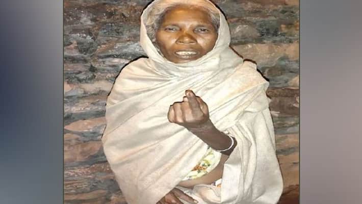 Jharkhand Assembly Election: Emotional story related to an elderly lady kpa Jharkhand Assembly Election: Emotional story related to an elderly lady kpa