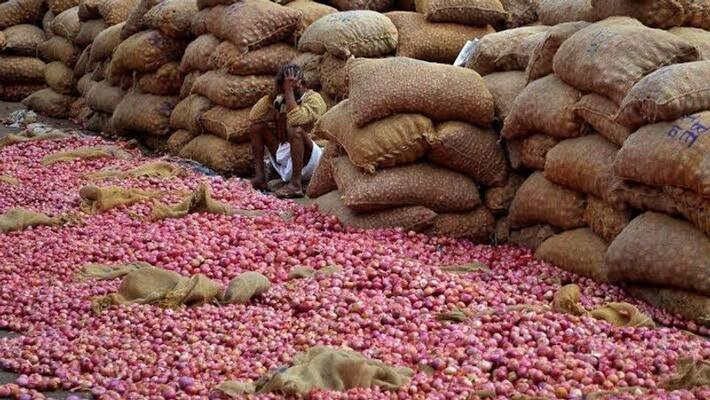 onion price increased by 5 times reached 101 per kg in many Indian cities kpm onion price increased by 5 times reached 101 per kg in many Indian cities kpm