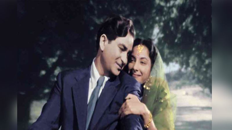 যদিও কোনও শর্তেই পরিবার ছেড়ে বেরিয়ে যেতে না রাজ ছিলেন রাজ কাপুর। পরবর্তীতে সকলকেই বাড়িতে ফিরিয়ে আনার চেষ্টা করেছিলেন তিনি।