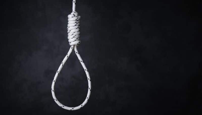 student attempted suicide due to one side love