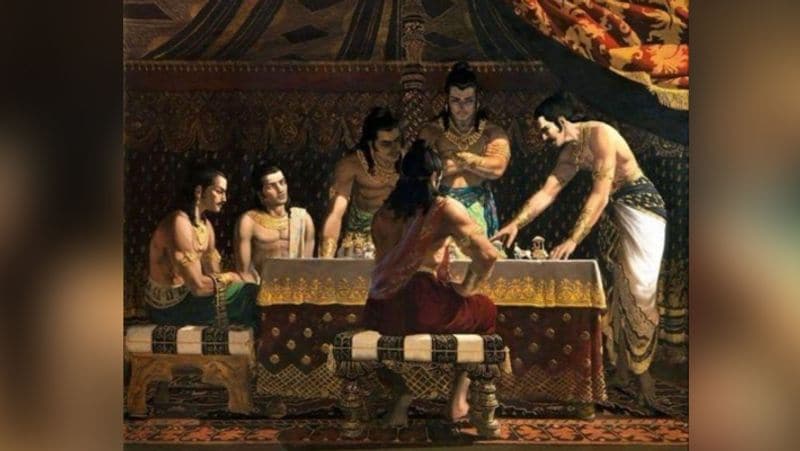Italian painter draws every incident of Mahabharata in 12 years kph
