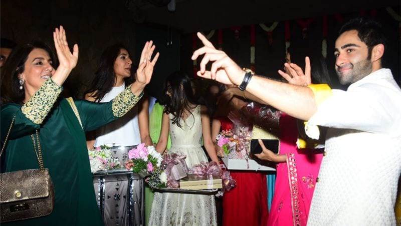 Kareena Kapoor Saif Ali Khan Karisma at brother Armaan Jain roka ceremony KPJ