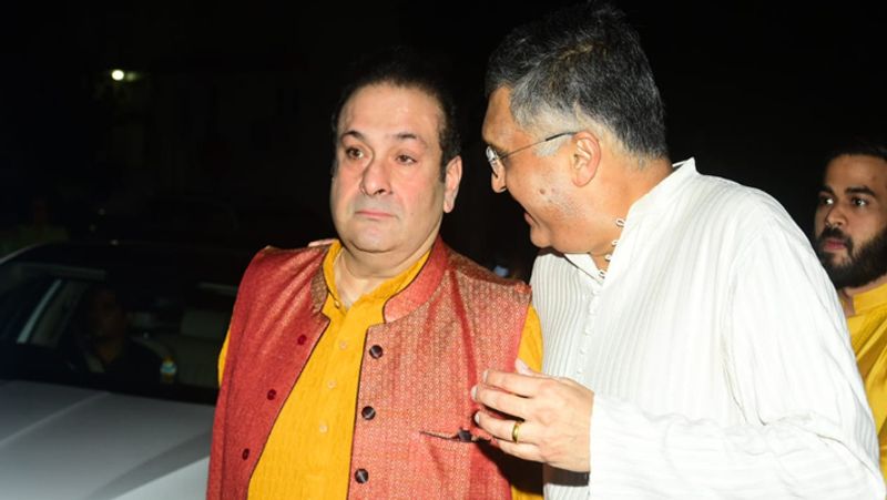 after long time kapoor khandan two bahu babita and neetu kapoor seen in one frame KPJ