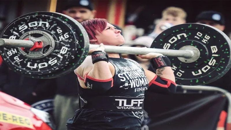 Gemma ferguson fights depression leaving uk army becoming strongest women kph