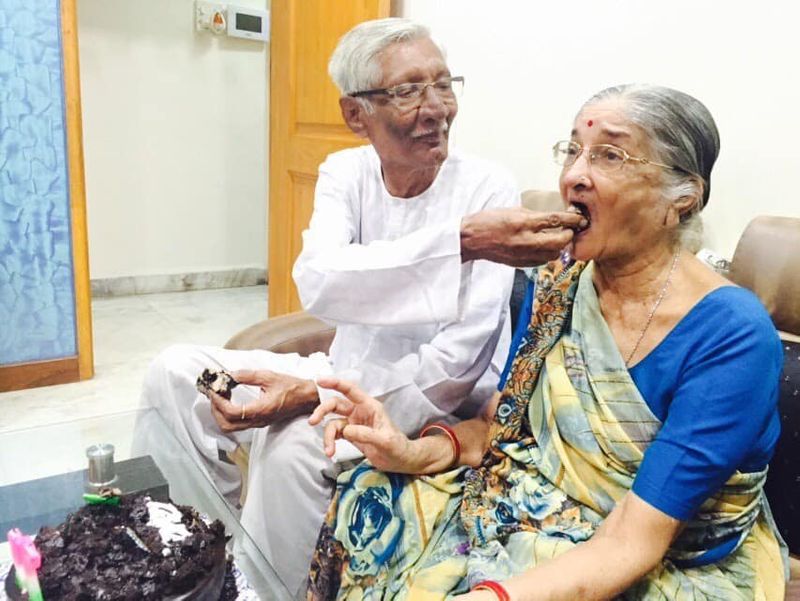 mumbai old man told his emotional love story when wife died at 75 kpt