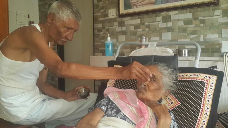 mumbai old man told his emotional love story when wife died at 75 kpt