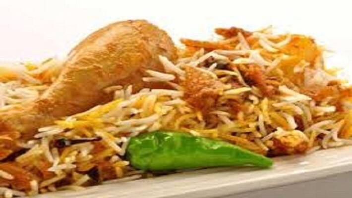 Case of the person being beaten for selling biryani, video goes viral Case of the person being beaten for selling biryani, video goes viral