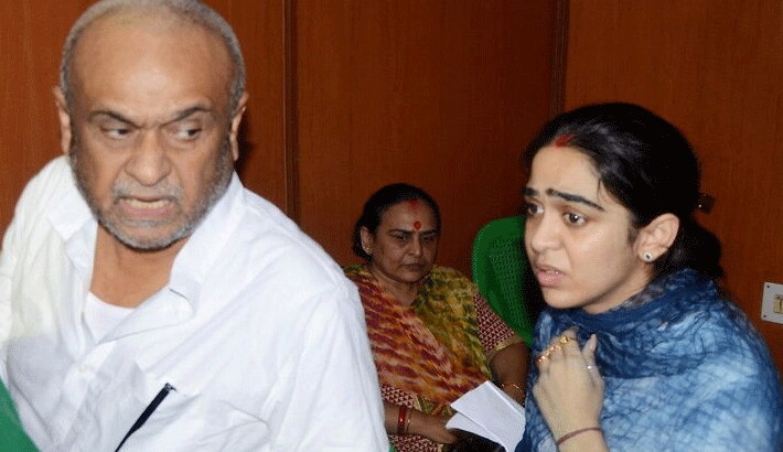 aishwarya family drama at rabri house daughter-in-law aishwarya rai domestic violence in patna KPR
