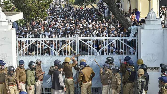 Jamia violence: 10 people arrested, police claim, all accused have criminal records kps Jamia violence: 10 people arrested, police claim, all accused have criminal records kps