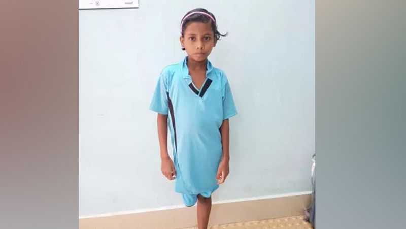 Story of a three year old brave girl with one leg, Chhattisgarh Story kpa