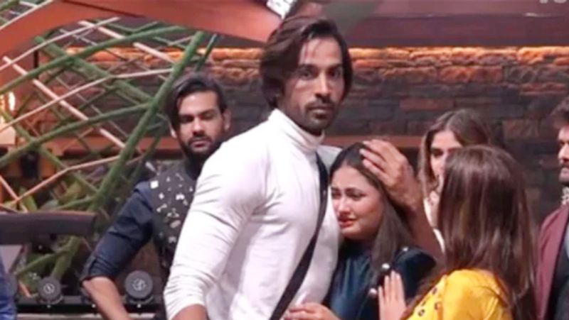 Bigg Boss 13 Rashmi desai And Arhaan khan brokeup their relationship KPY