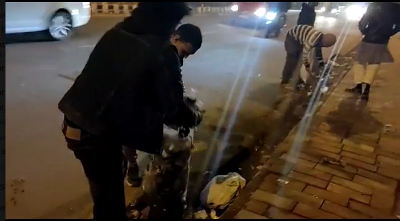 not cleaners jamia students clean up streets after protest kpt