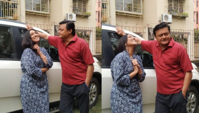 Rituparna Sengupta shares hot photos with her daughter