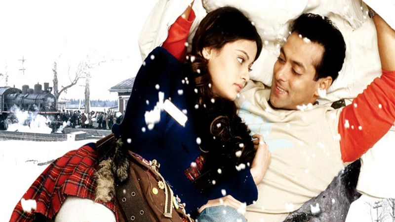 Sneha Ullal birthday suffer from critical diseases KPJ
