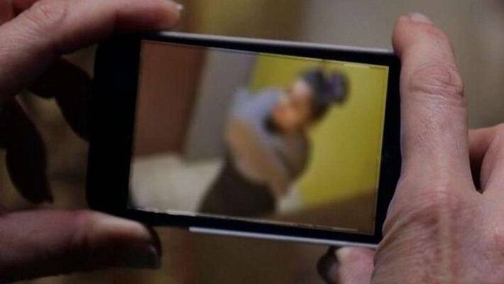 Man leaks Intimating video of couple and blackmailed in Bengaluru Man leaks Intimating video of couple and blackmailed in Bengaluru