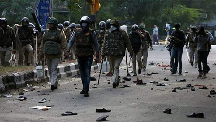 Case filed against former Congress MLA and three student leaders for inciting violence in Jamia kps Case filed against former Congress MLA and three student leaders for inciting violence in Jamia kps