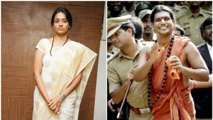 Do you notice this even with Nithyananda ..? What happened at Ranjita's house next door in Chennai ..! Do you notice this even with Nithyananda ..? What happened at Ranjita's house next door in Chennai ..!