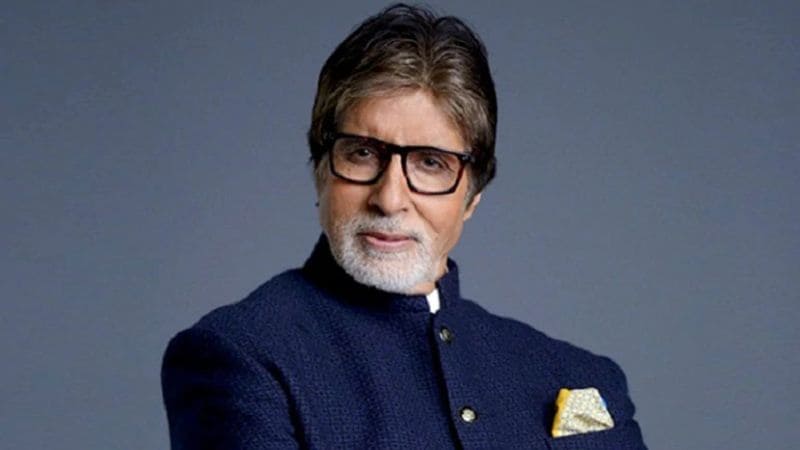 Amitabh Bachchan: Big B is quite active on social media and shares brilliant quotes. He also is known for sharing throwback pictures. The actor charges Rs 40 to 50 lakh per Instagram post.