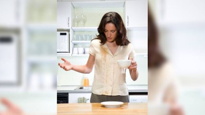 Easy and effective step removing coffee stains from cloth Easy and effective step removing coffee stains from cloth