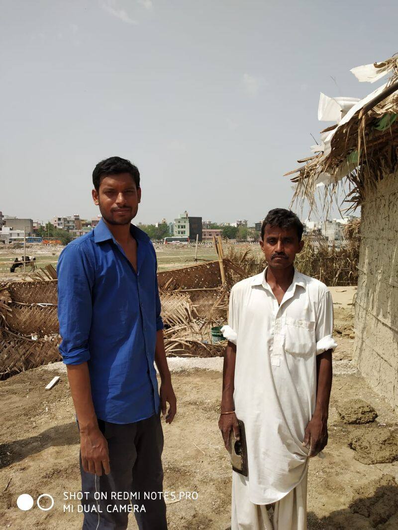 how volunteers help Pakistani refugees in India