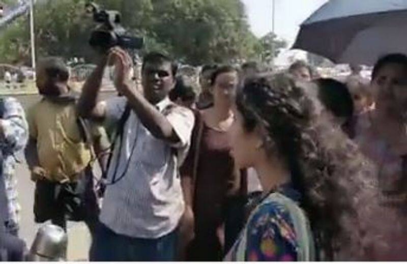police enquired with students who tried to do protest against CAB